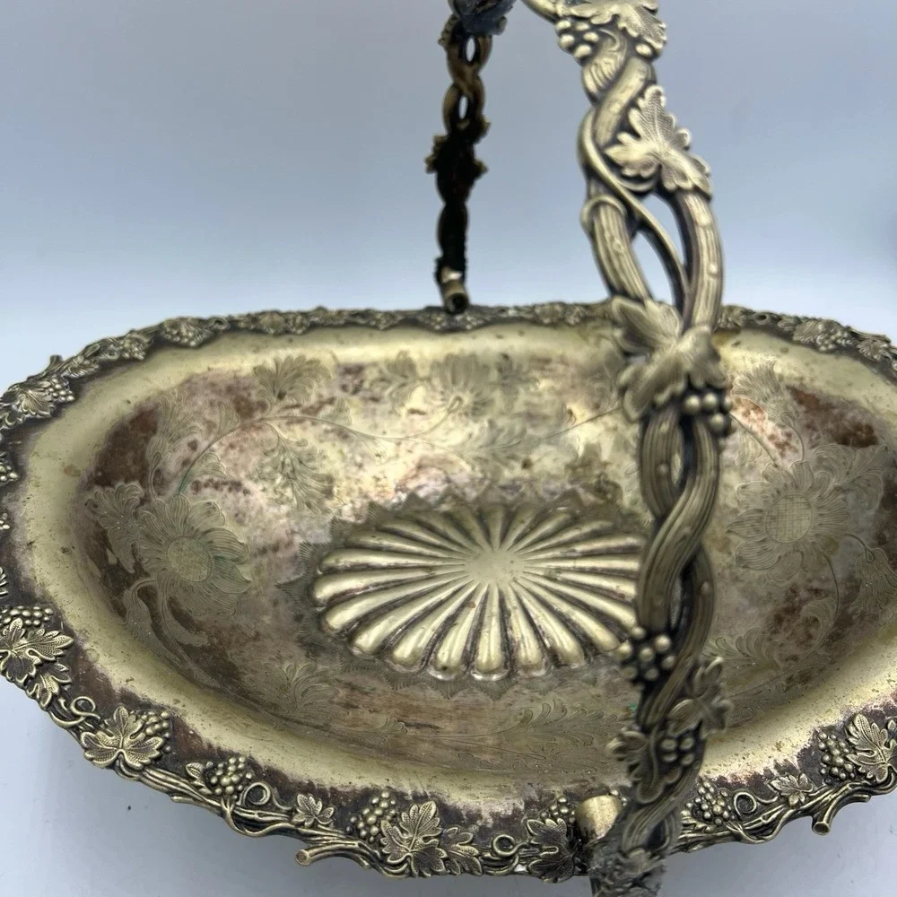 Antique Brechtel & Ran Silverplate Bridal Basket‎ 12